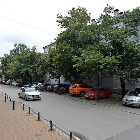 Hostel Flow House Centar Нови Сад Екстериор снимка