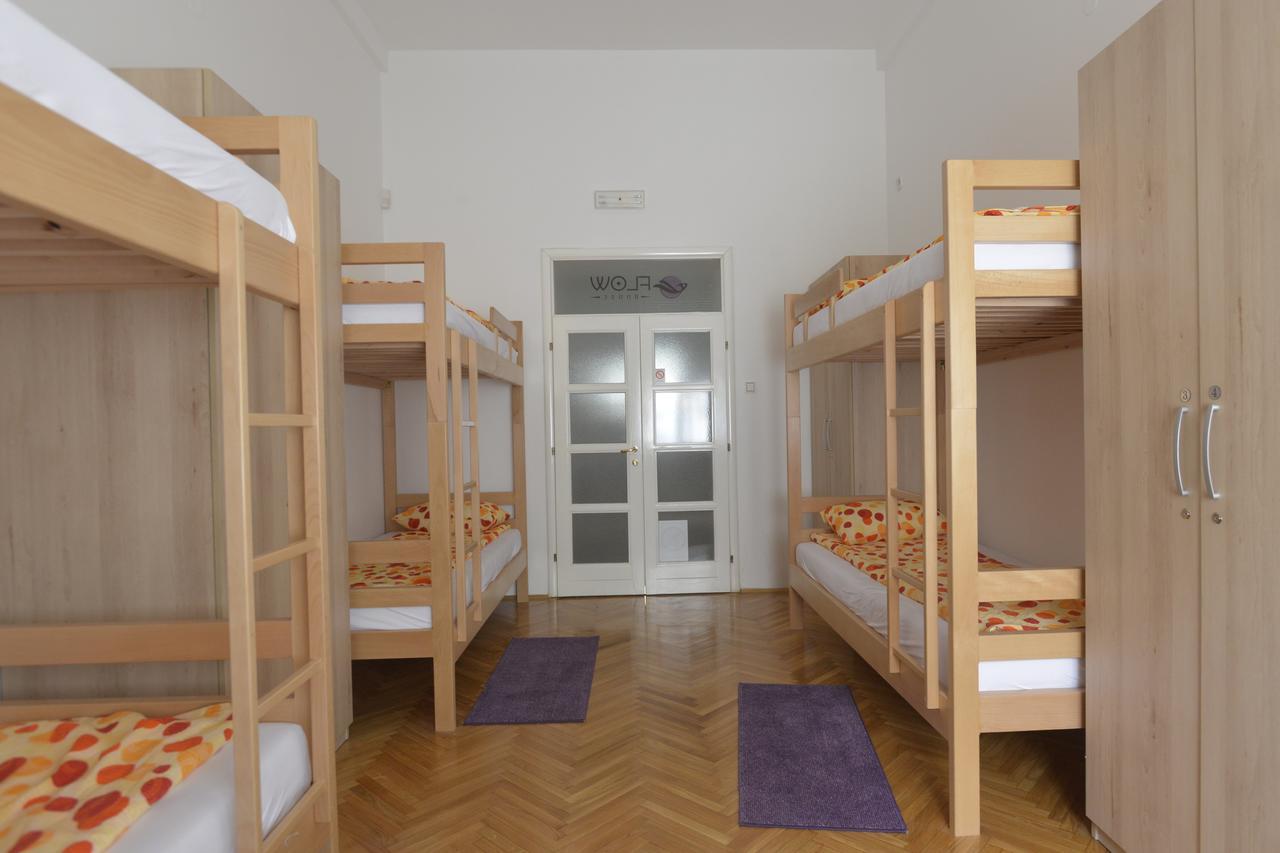 Hostel Flow House Centar Нови Сад Екстериор снимка